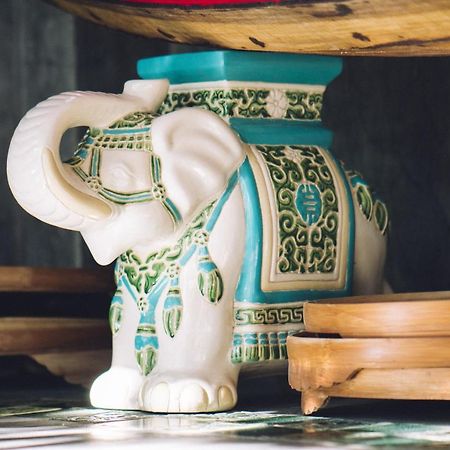 Iam Saigon Homestay Хошимин Экстерьер фото